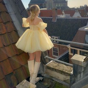 Selkie Baby Banana Puff Dress - M